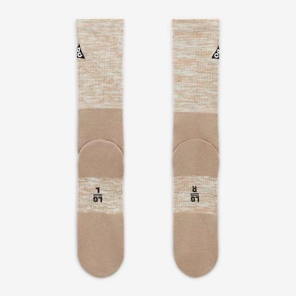Nike ACG Outdoor Cushioned Crew Socks - Picture 3 of 4
